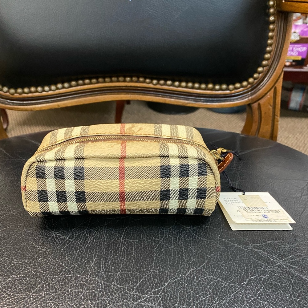 Burberry Small Toiletry Bag